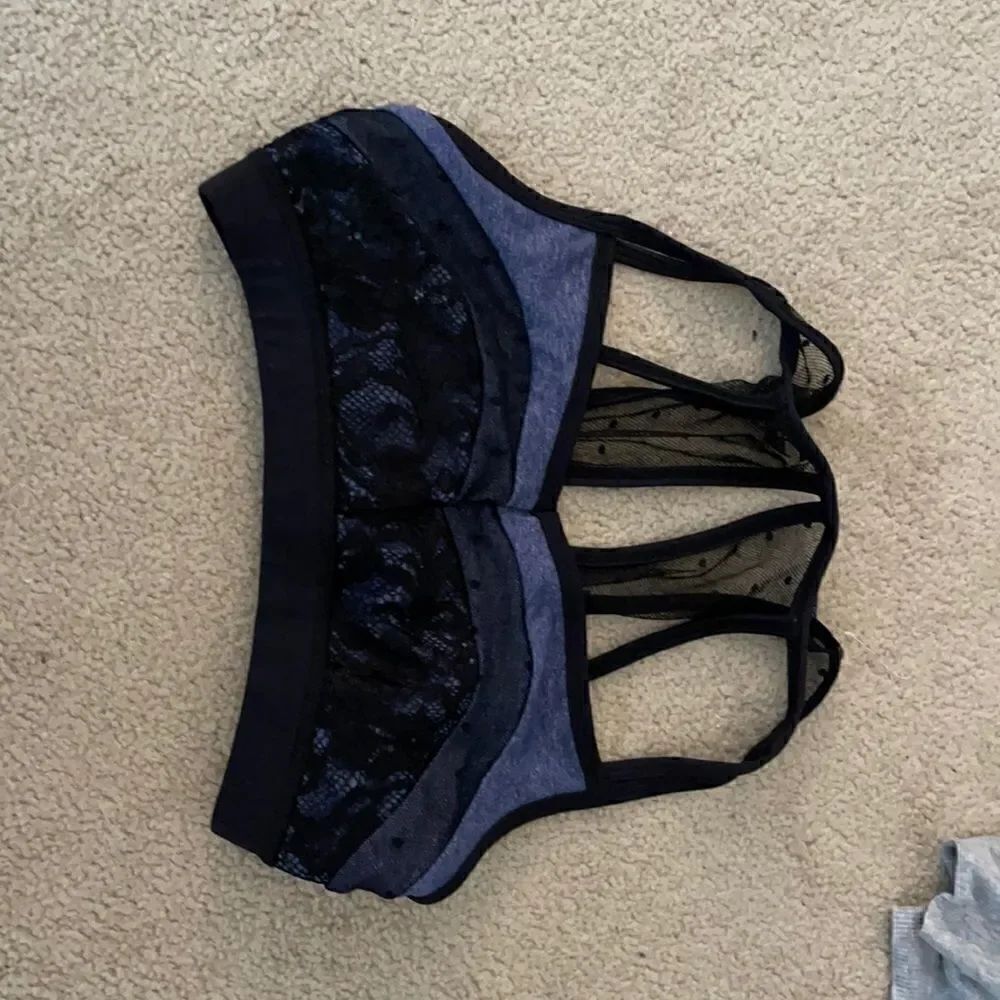 Karma Athletics  Blue and Lace Bra Small